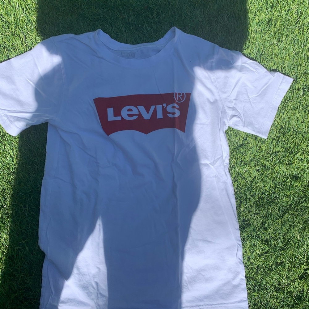 Levis T shirt